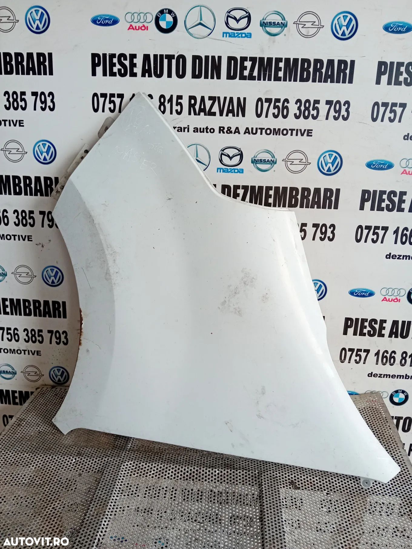 Aripa Stanga Renault Master 3 III 2010-205 LICHIDARE STOC - 1