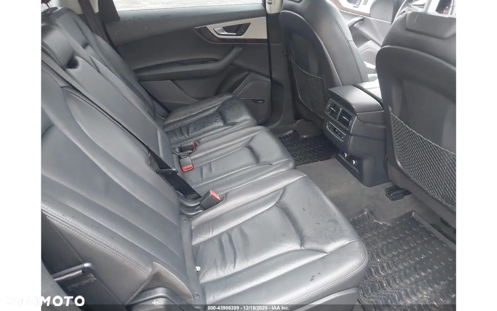 Audi Q7 - 9