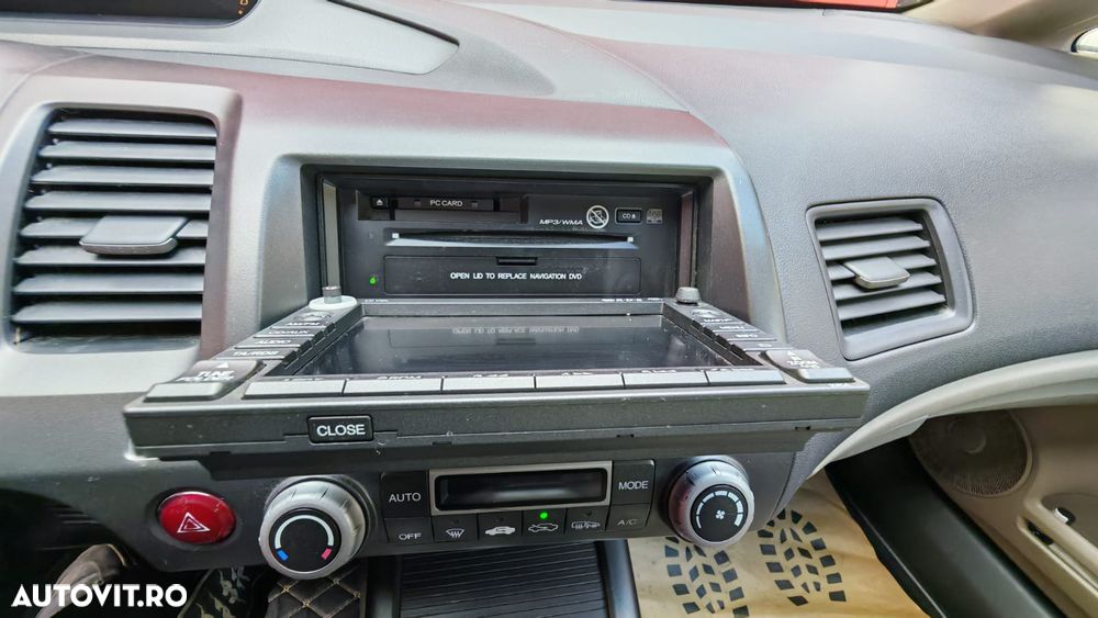 Honda Civic 1.3i-DSI i-VTEC IMA CVT Elegance - 37