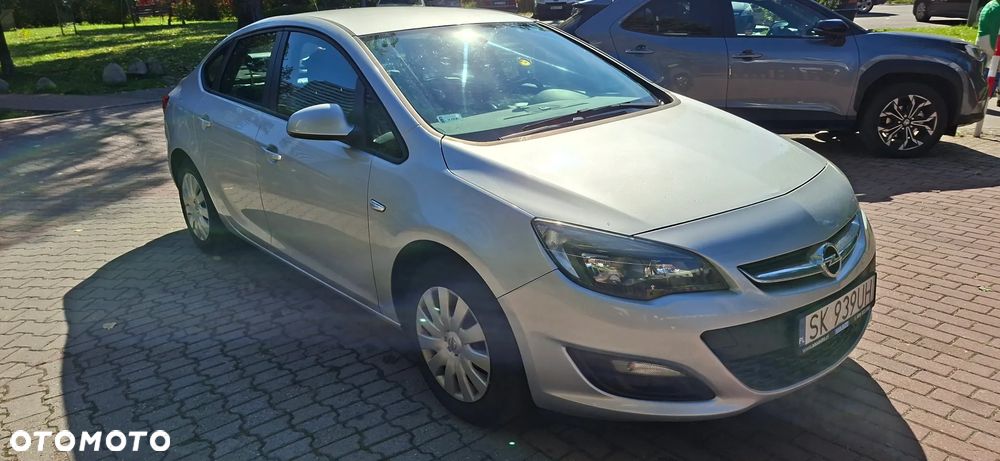 Opel Astra - 1