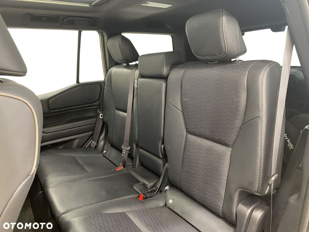 Toyota Land Cruiser - 16