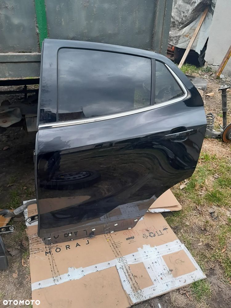 DRZWI TYLNE LEWE MOKKA X GBO - 1