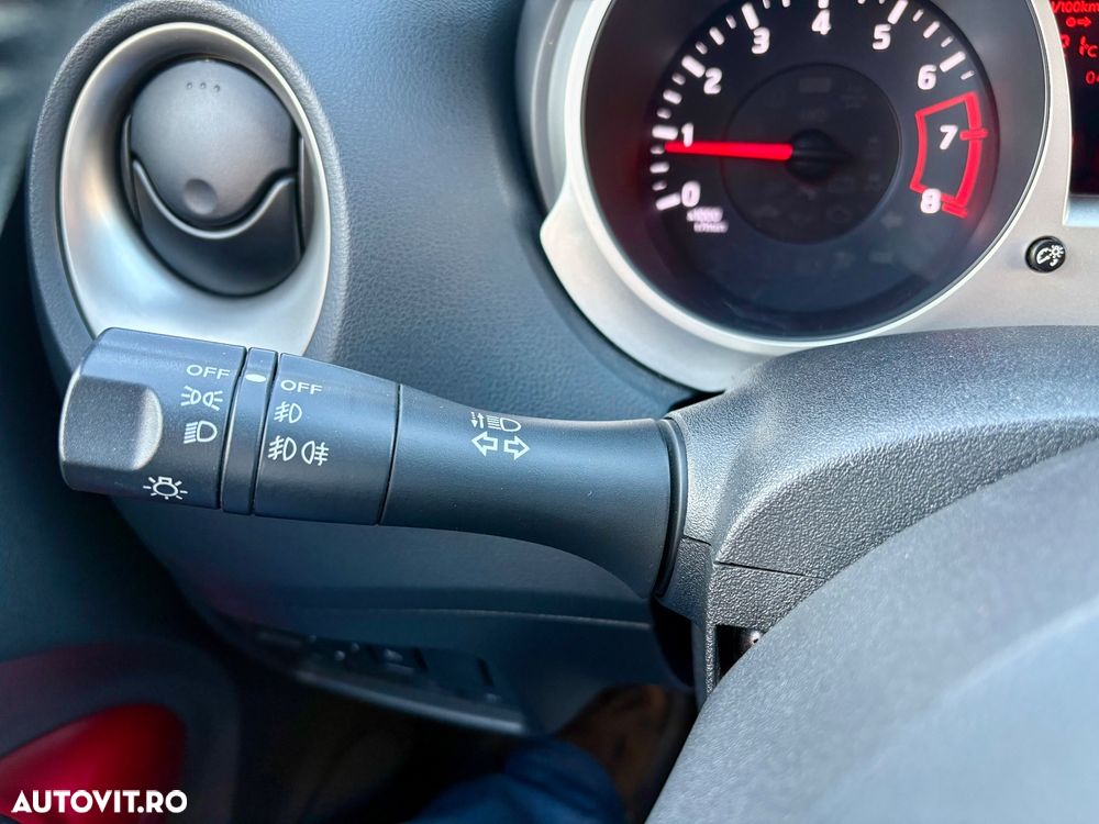Nissan Juke 1.6 Xtronic N-Connecta - 30