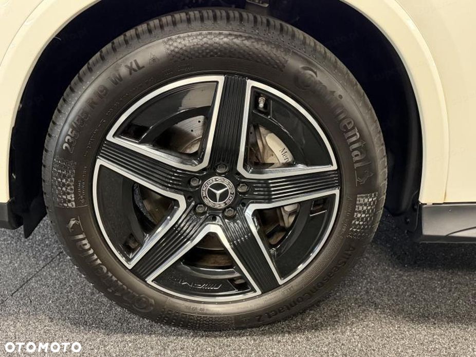 Mercedes-Benz GLC 220 d mHEV 4-Matic AMG Line - 19