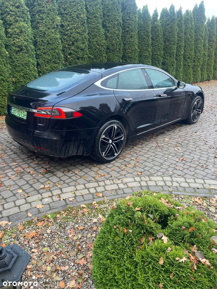 Tesla Model S Long Range Plus - 3
