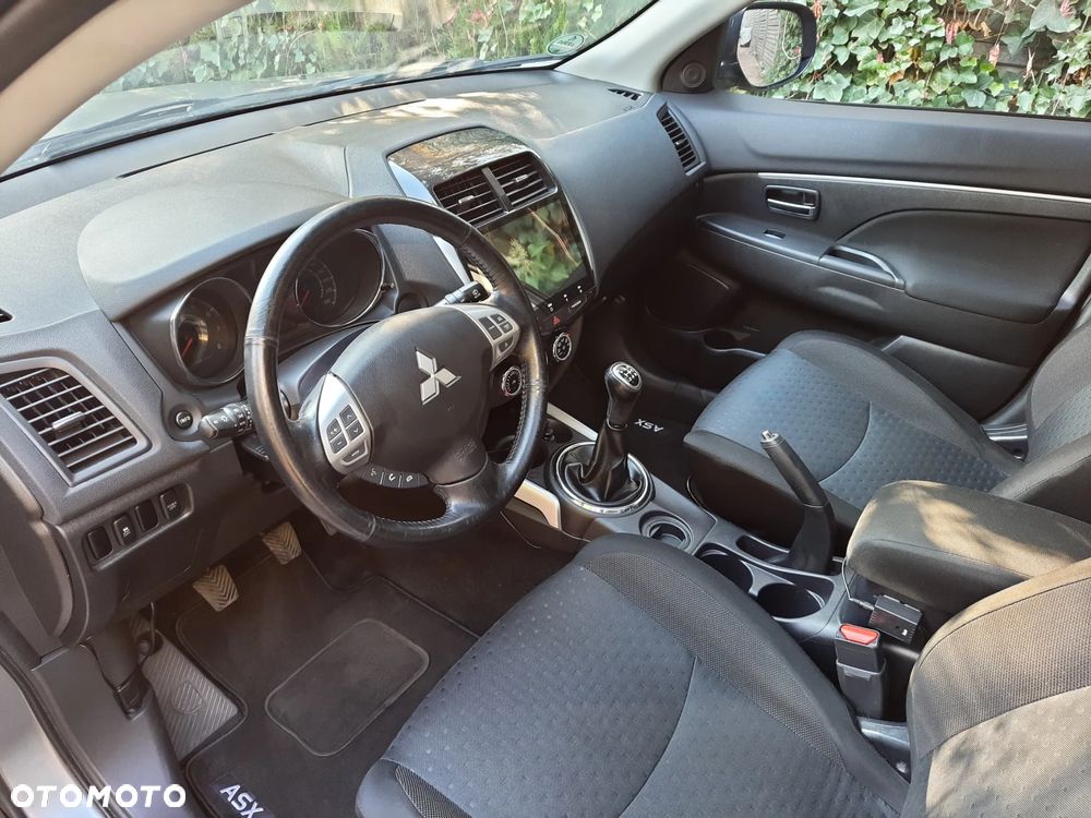 Mitsubishi ASX - 13