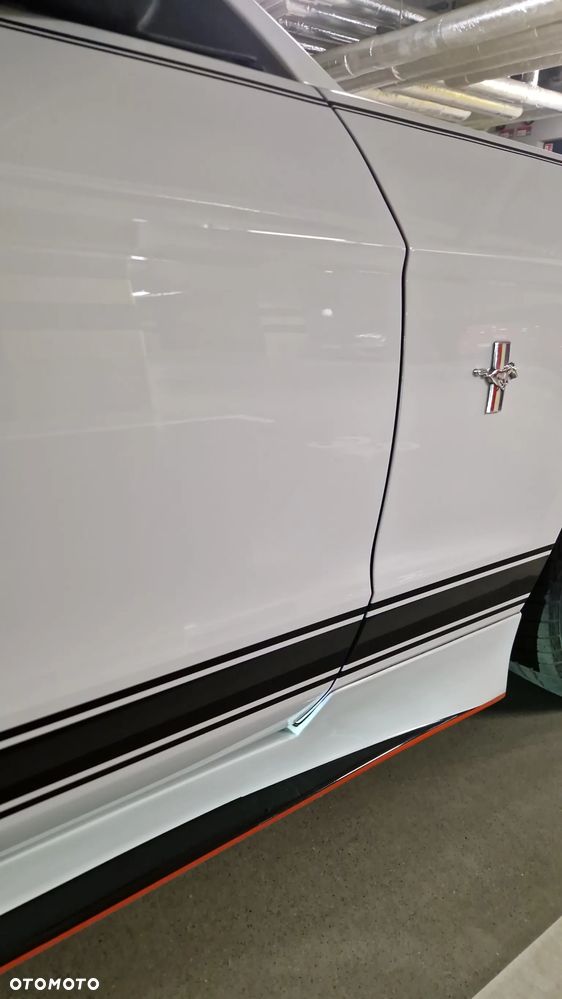 Ford Mustang 3.7 V6 Premium - 33