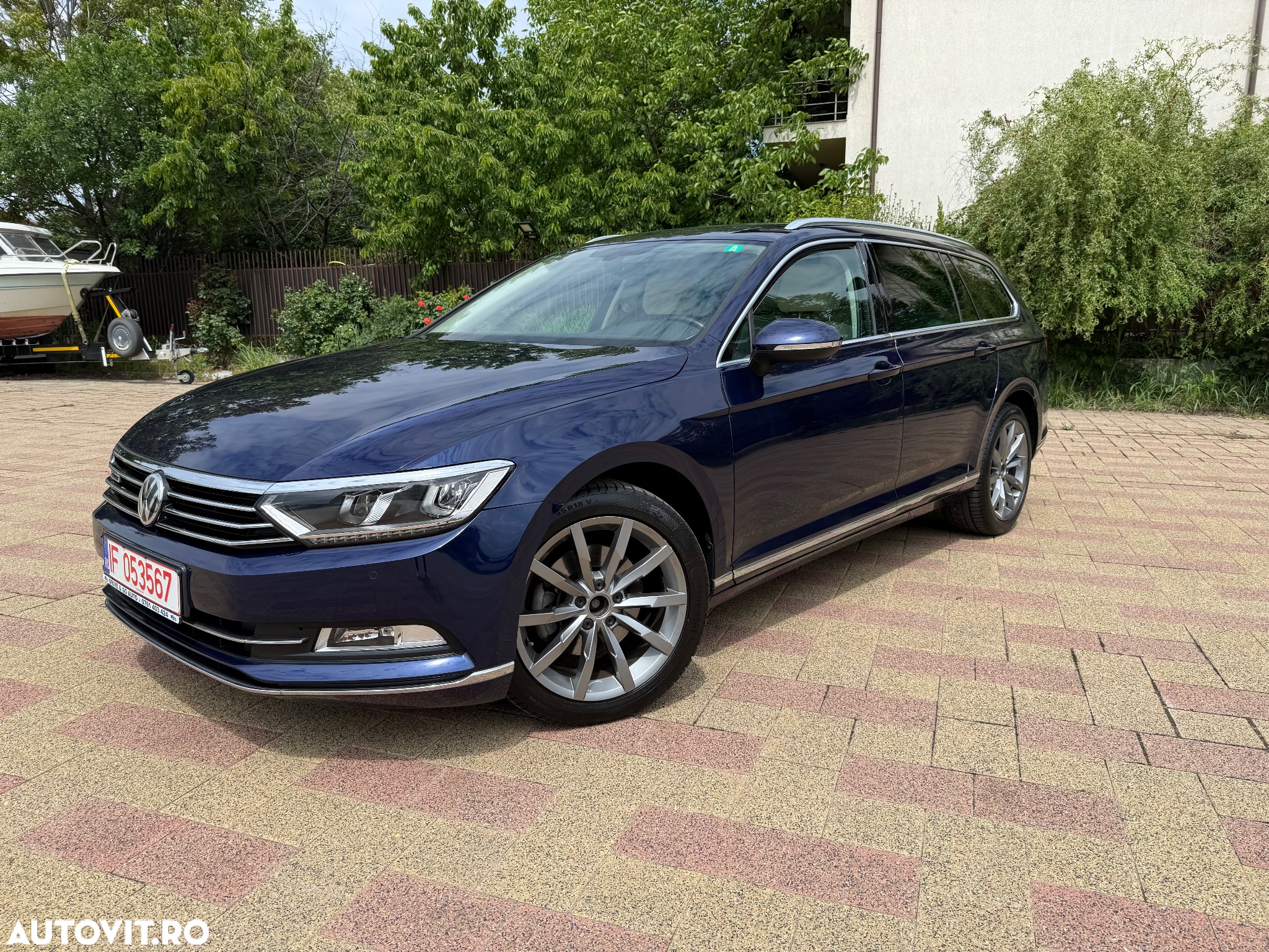 Volkswagen Passat Variant 2.0 TDI DSG 4Motion Highline - 15