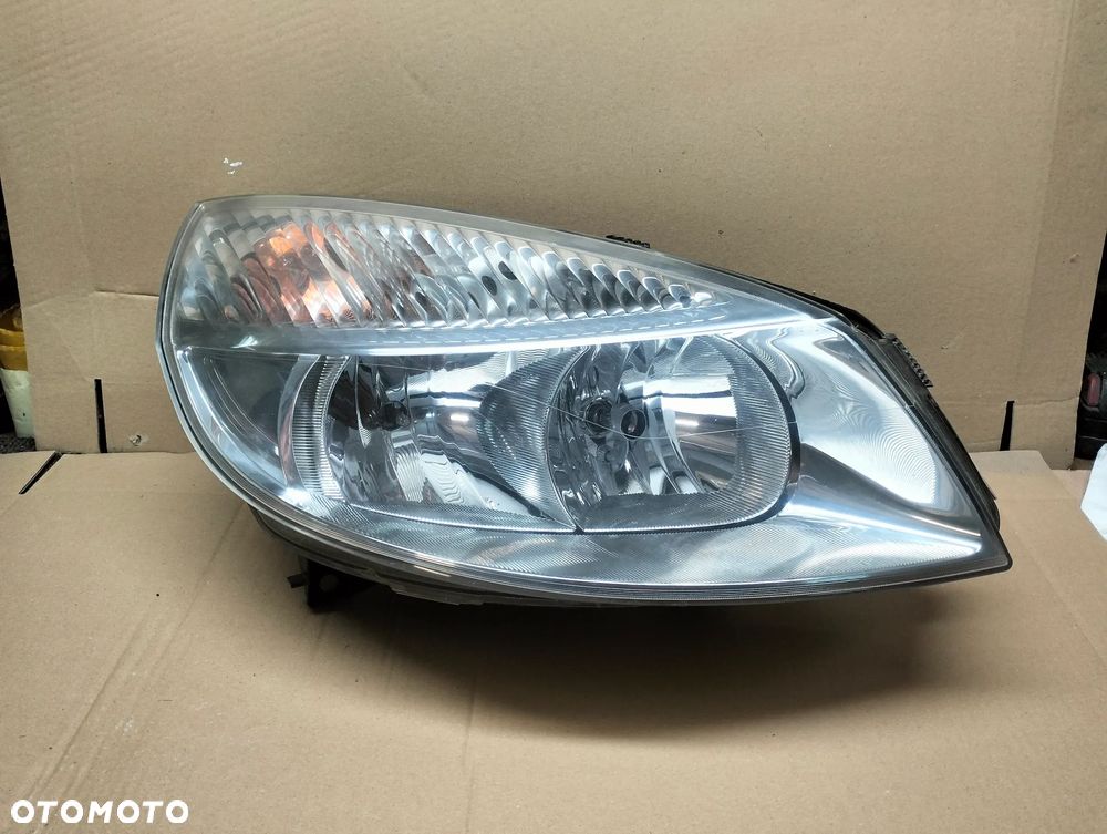 RENAULT SCENIC 2 LAMPA PRZÓD PRAWA ŁADNA - 3