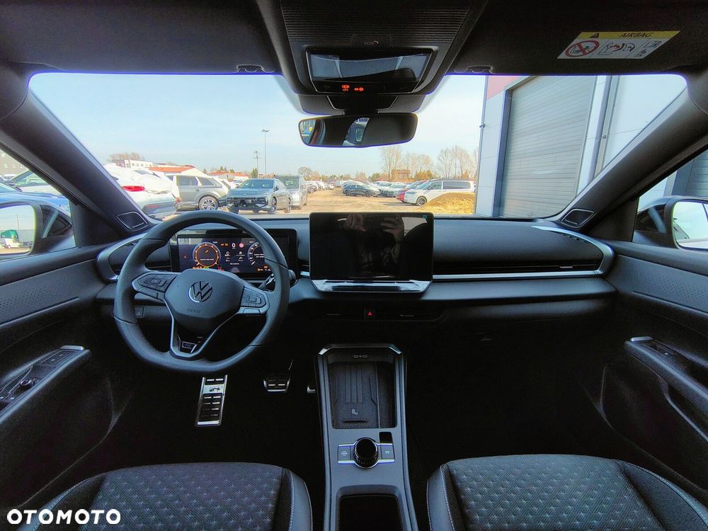 Volkswagen T-Roc - 33