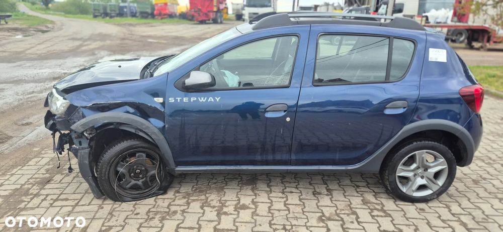 Dacia Sandero 1.0 SCe Laureate - 4