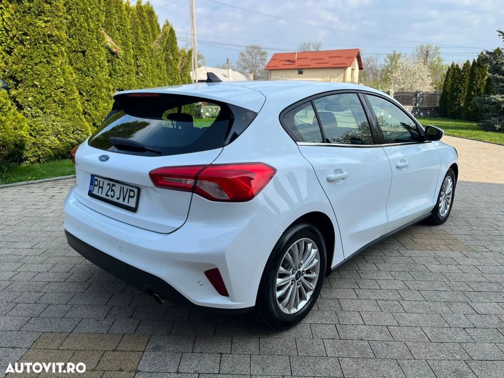 Ford Focus 1.5 EcoBlue Titanium Business - 4