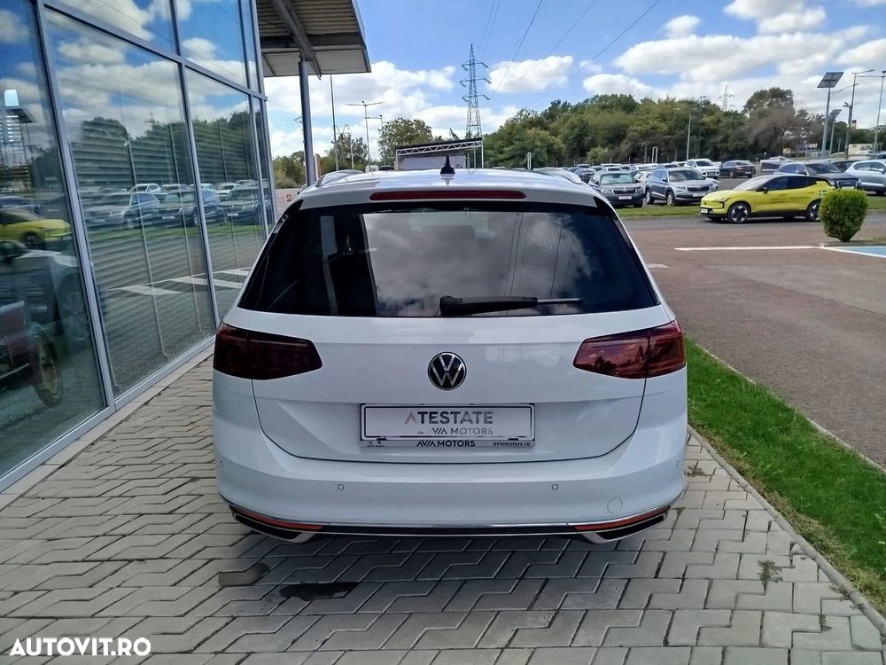Volkswagen Passat Variant 2.0 TDI SCR DSG 4Motion Elegance - 5