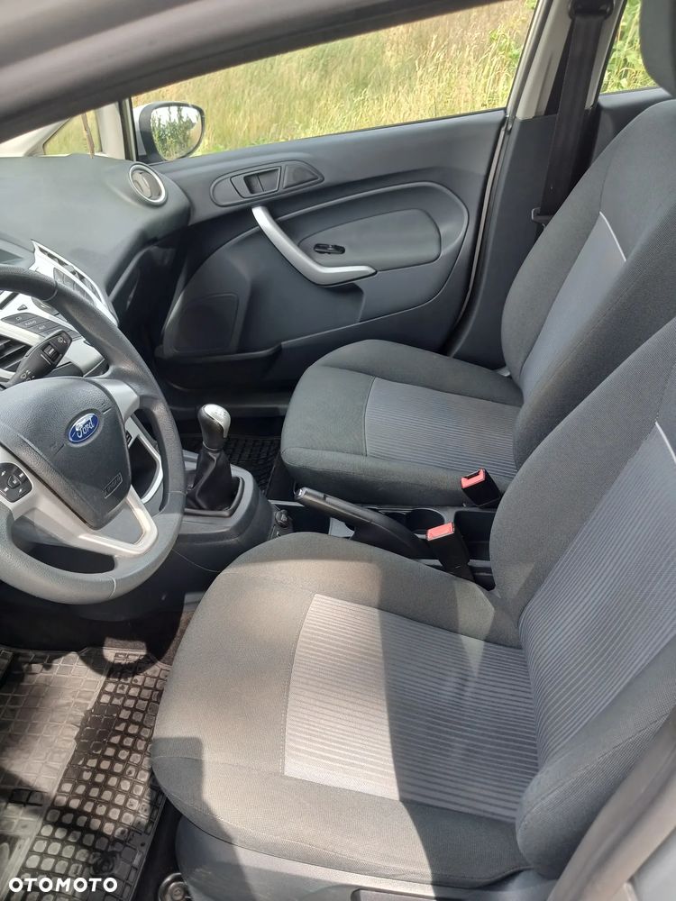 Ford Fiesta 1.25 Trend EU5 - 7