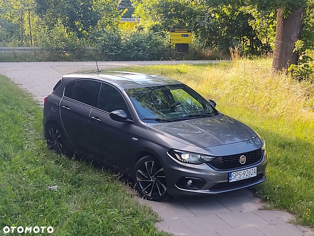 Fiat Tipo 1.4 T-Jet 16v S-Design - 16