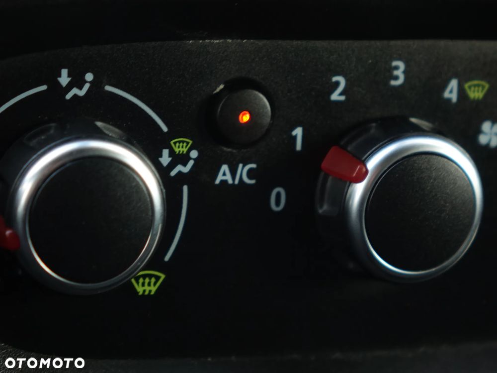 Renault Trafic chłodnia do przewozu leków LONG L2H1 - 18