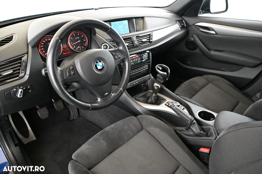 BMW X1 sDrive18i Sport Line - 11