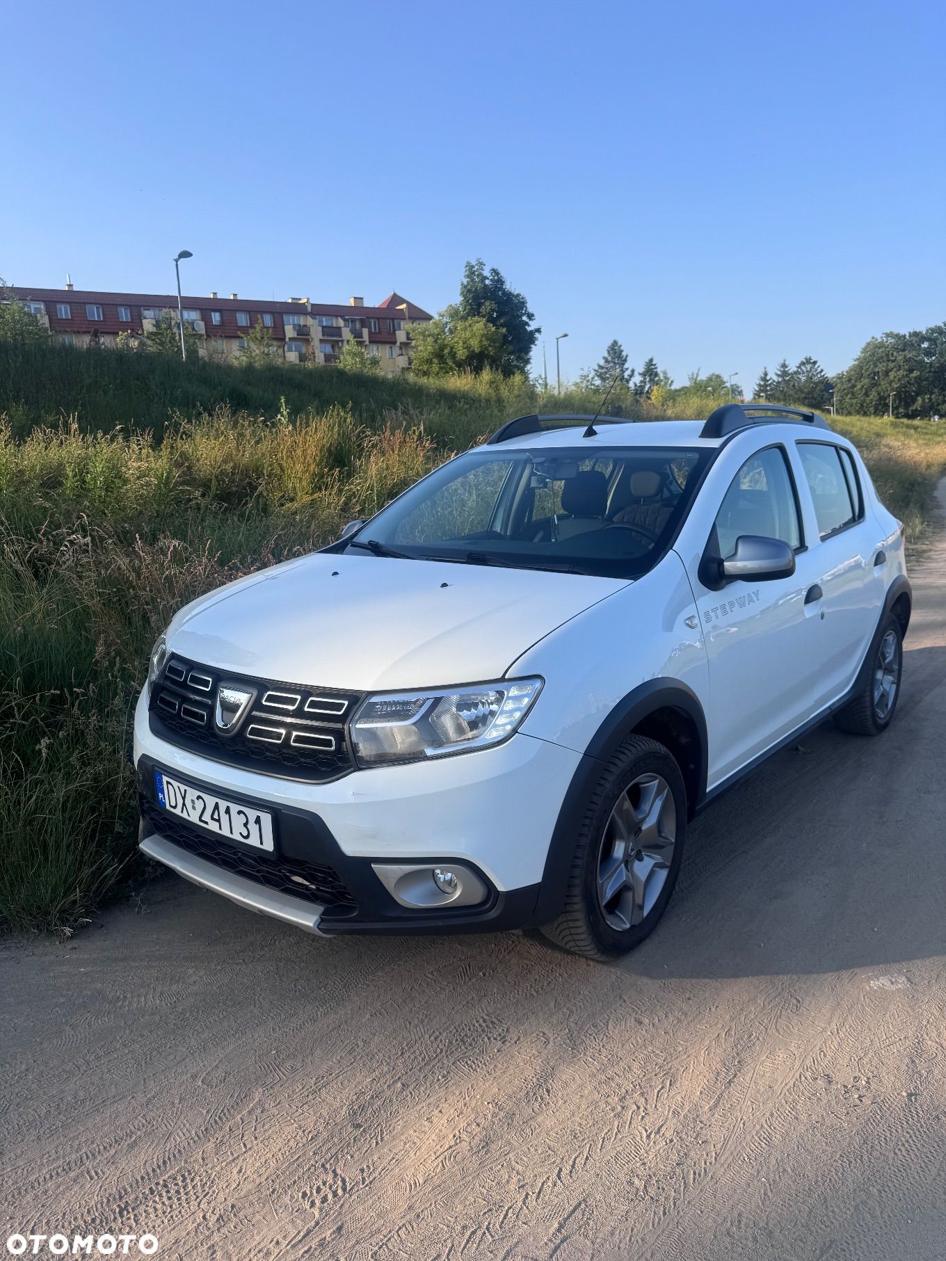 Dacia Sandero Stepway 1.0 TCe Laureate S&S - 1