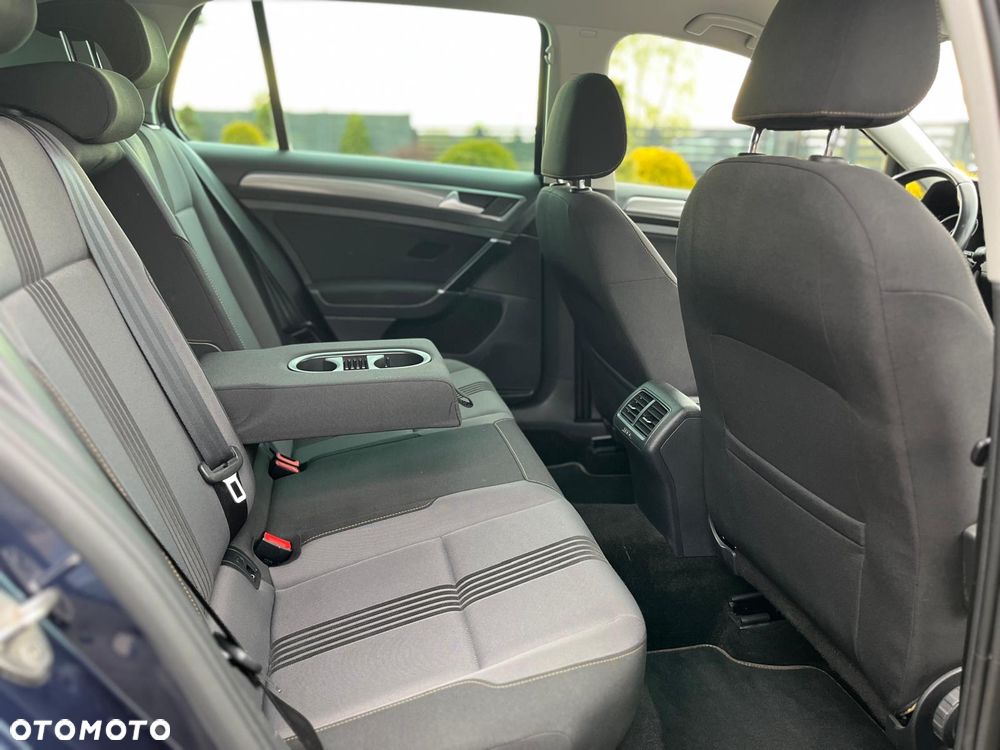 Volkswagen Golf 1.6 TDI BlueMotion Technology Allstar - 29