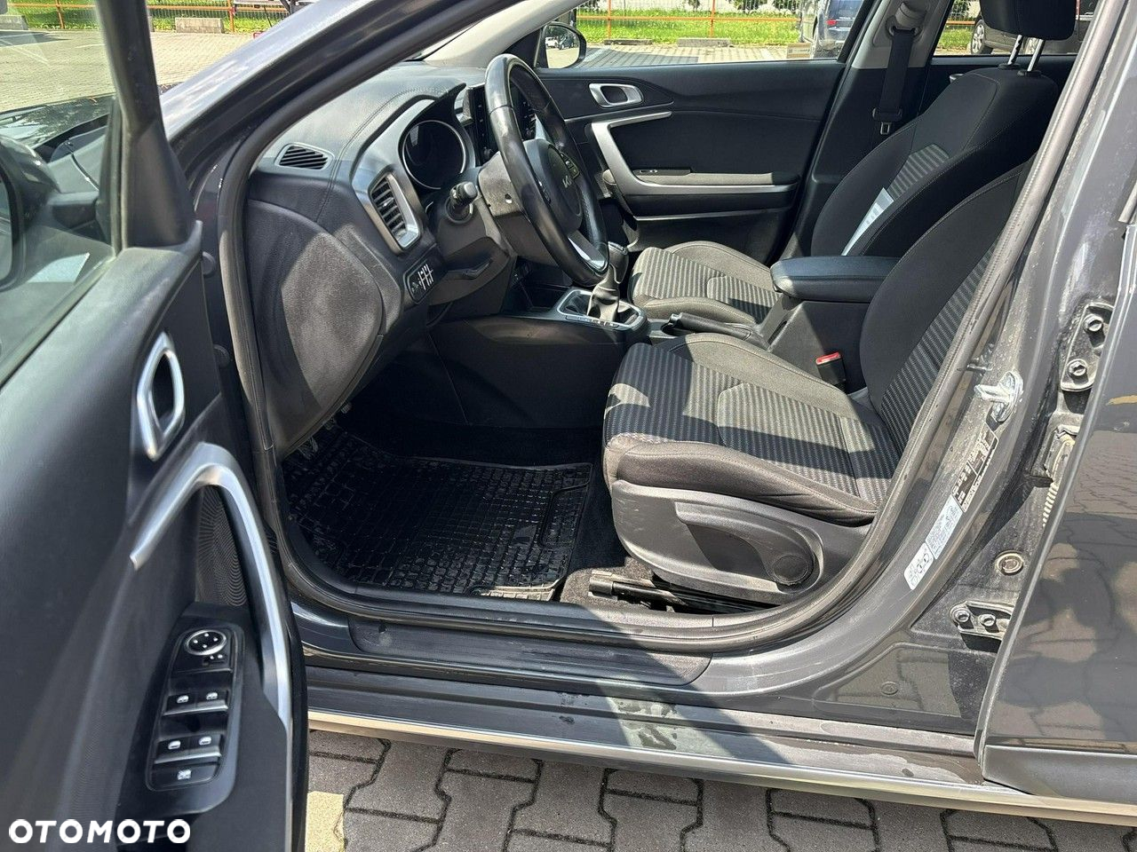 Kia XCeed 1.5 T-GDI M - 11