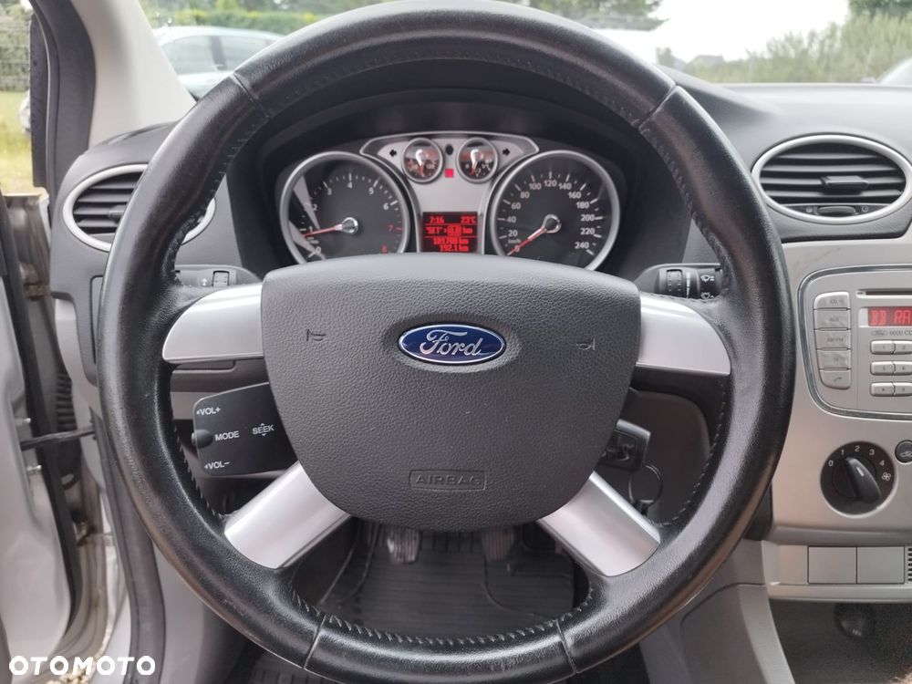 Ford Focus - 27
