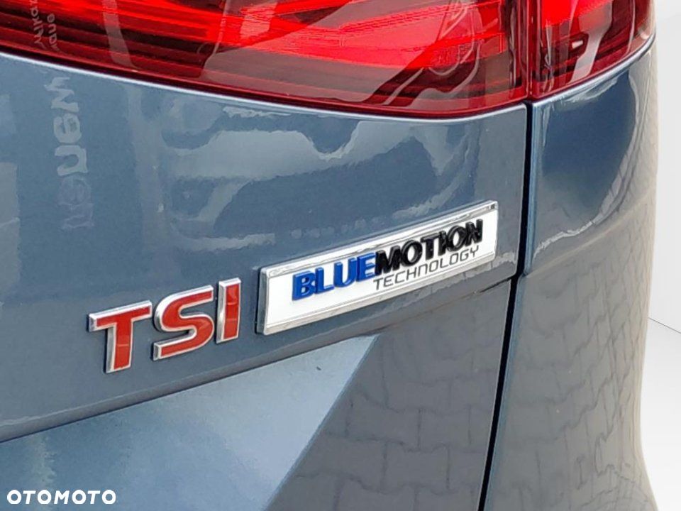 Volkswagen Passat - 10