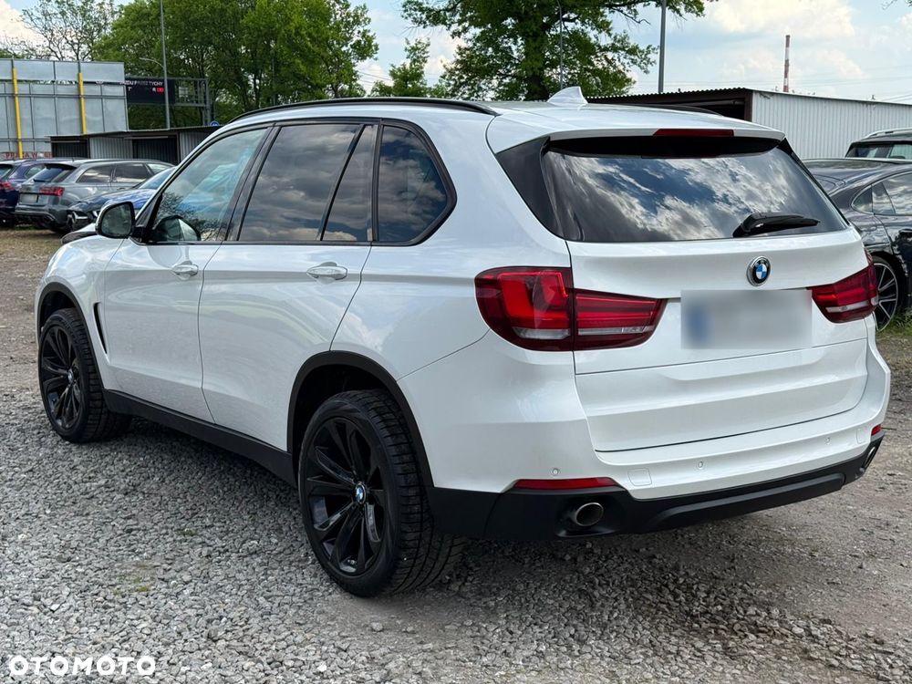 BMW X5 xDrive25d - 11