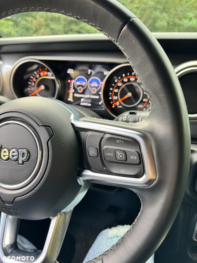 Jeep Wrangler Unlimited GME 2.0 Turbo Sahara - 3