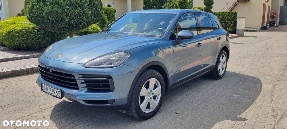 Porsche Cayenne Standard - 1