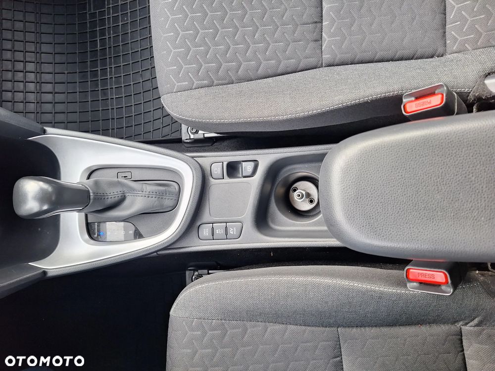 Toyota Yaris Cross Hybrid 1.5 Executive - 30