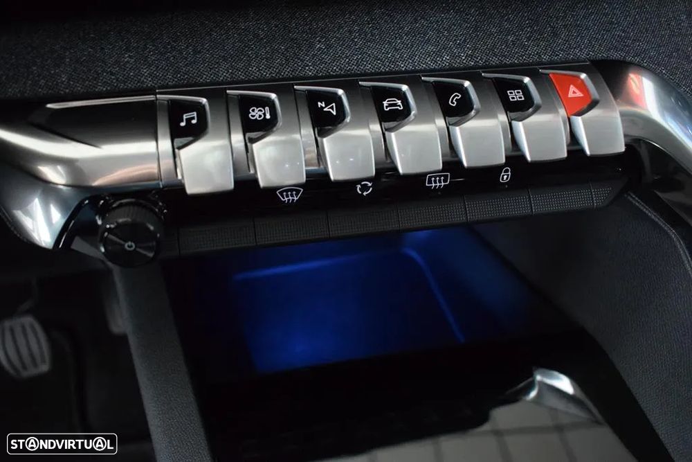 Peugeot 3008 1.5 BlueHDi Allure - 19