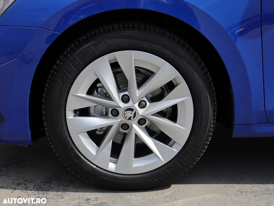 Skoda Octavia 2.0 TDI DSG Style - 9