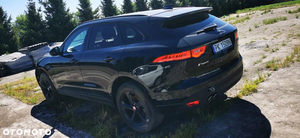 Jaguar F-Pace 2.0 i4D AWD R-Sport - 13