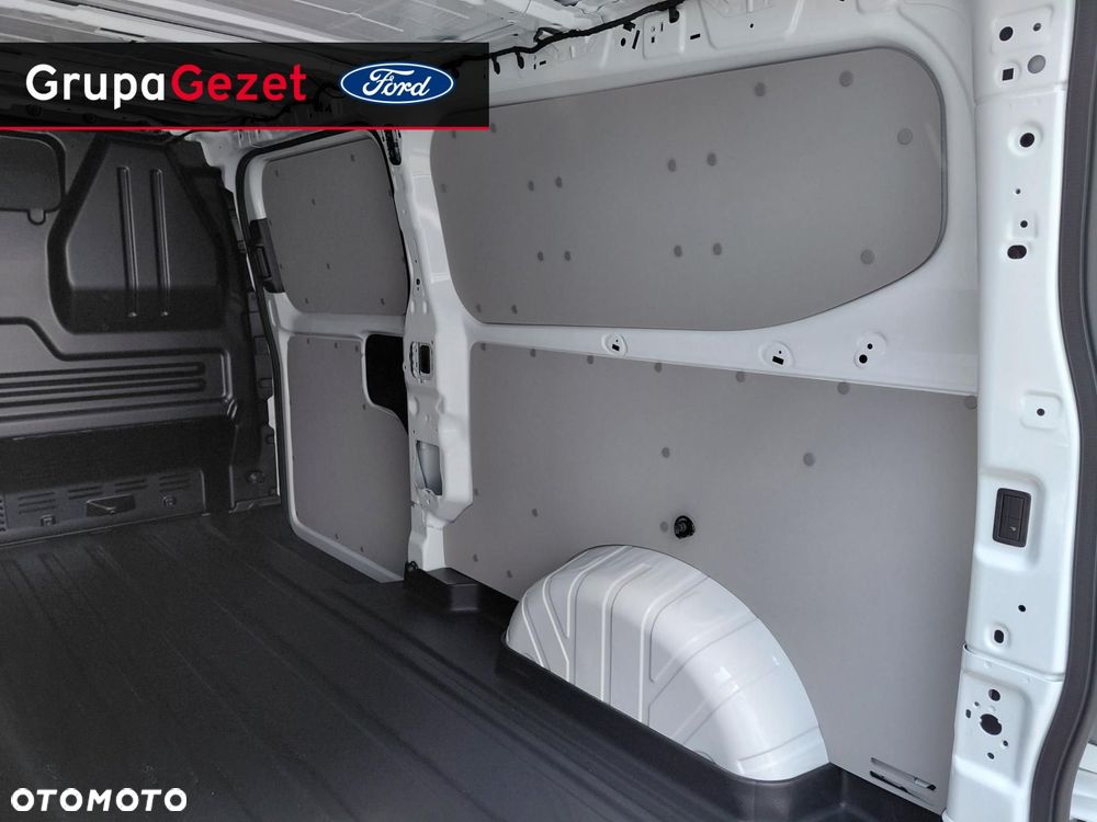 Ford Transit Custom - 11