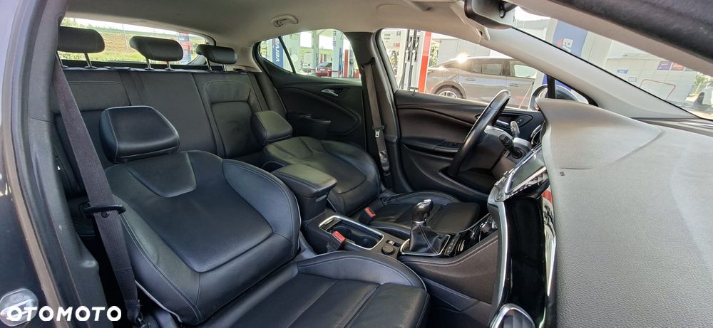 Opel Astra 1.4 Turbo Start/Stop Innovation - 24