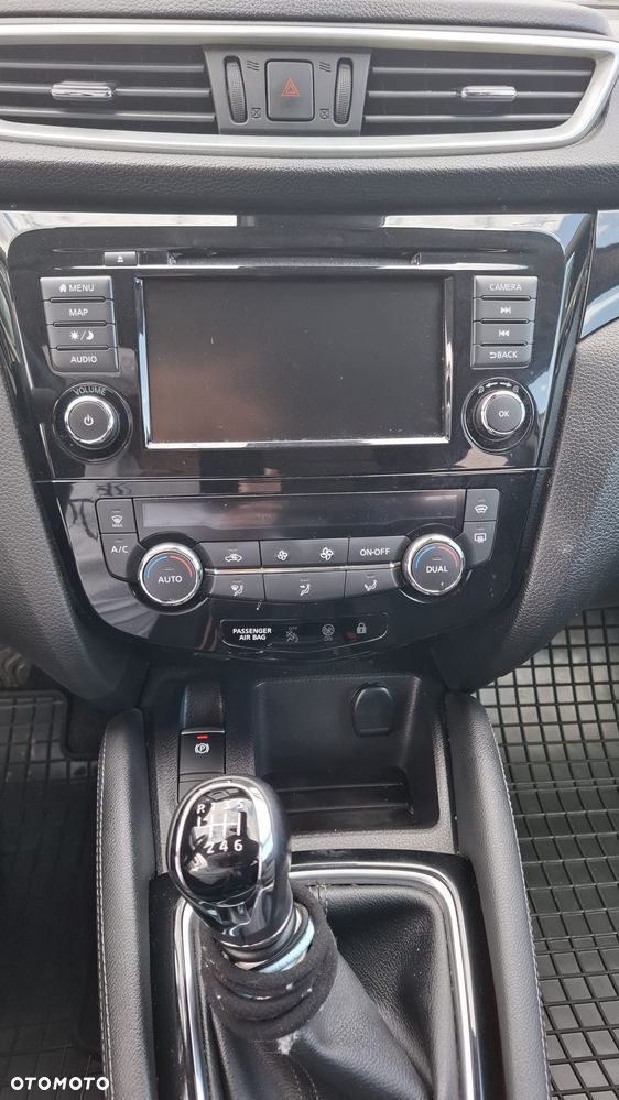 Nissan Qashqai 1.3 DIG-T N-Connecta EU6d - 5