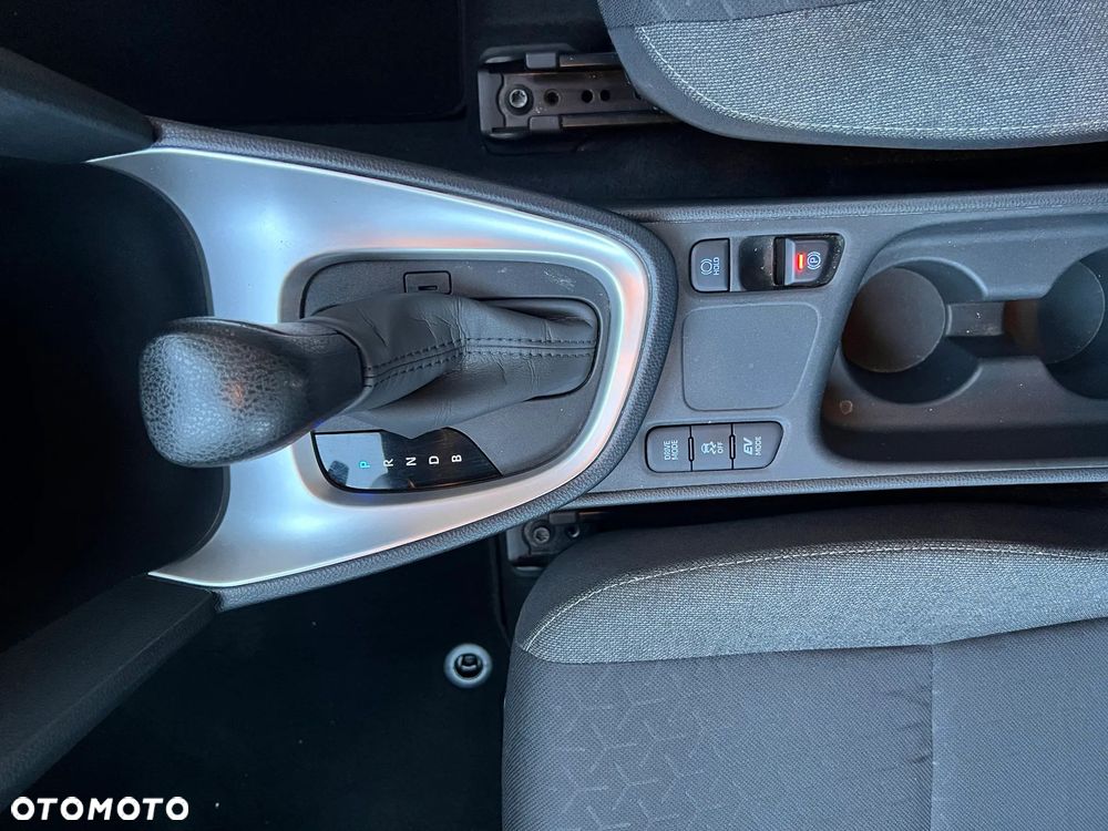 Toyota Yaris Cross Hybrid 1.5 Comfort - 29