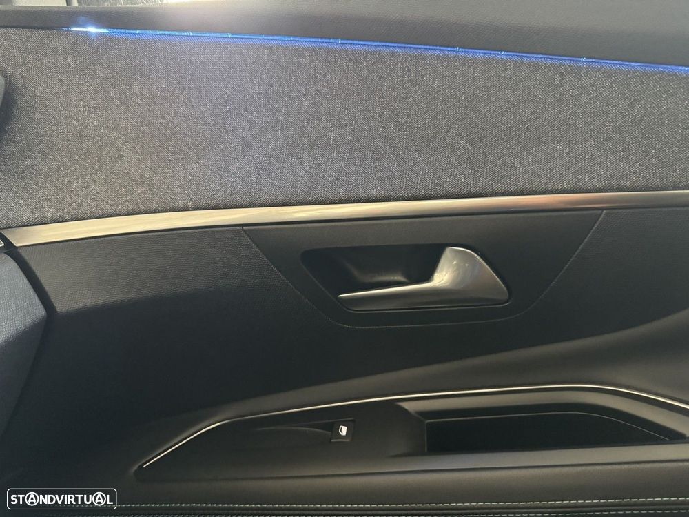 Peugeot 3008 1.5 BlueHDi Allure Pack EAT8 - 15