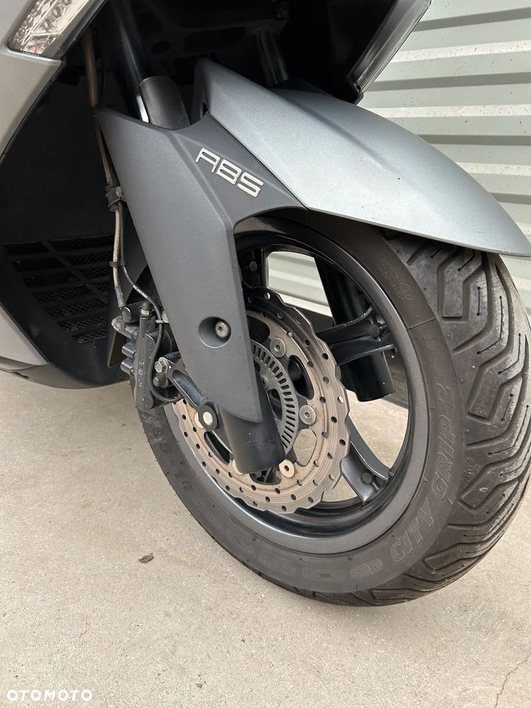 Kymco Downtown - 19