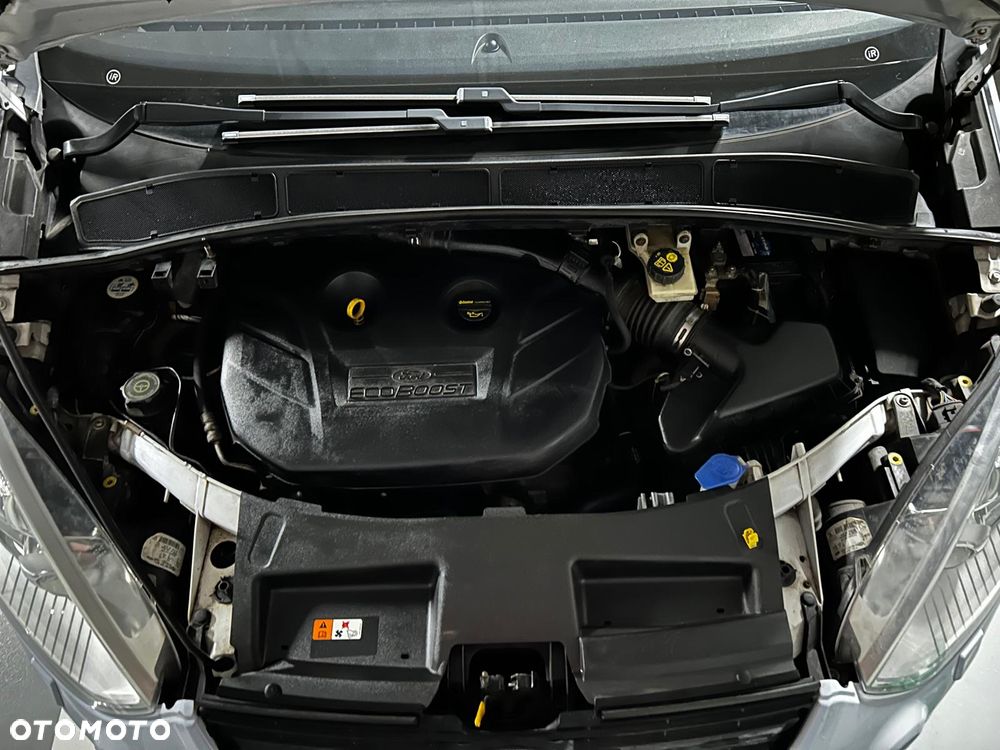 Ford S-Max - 16