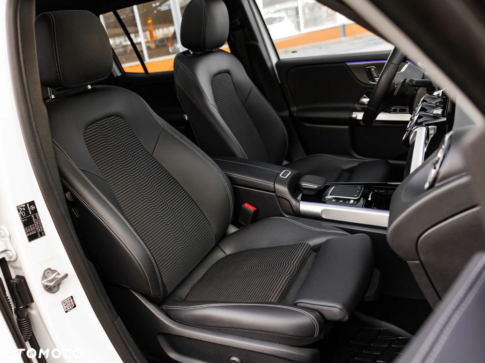 Mercedes-Benz GLB 250 Style 8G-DCT - 24