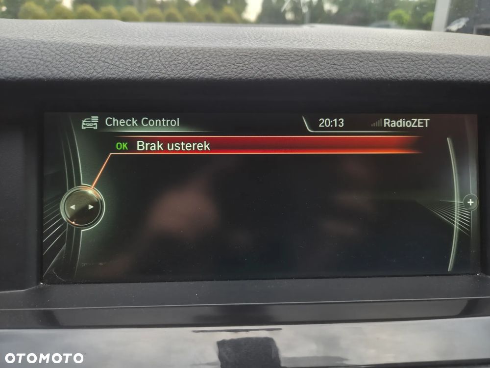 BMW Seria 5 520d - 25