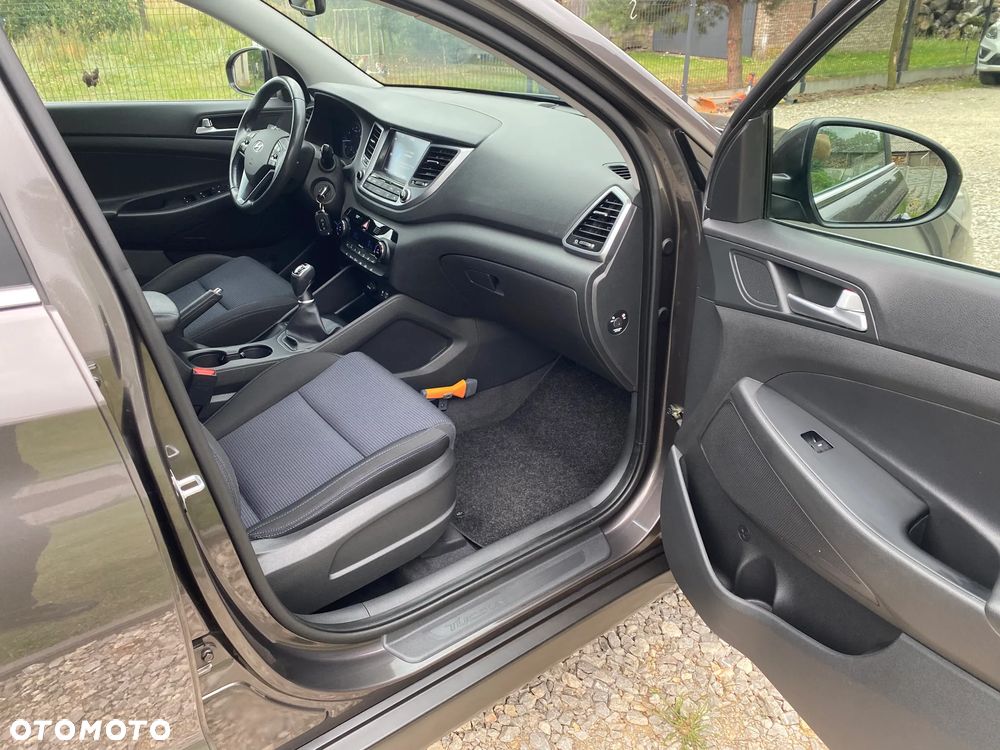 Hyundai Tucson 1.6 GDI BlueDrive GO 2WD - 17