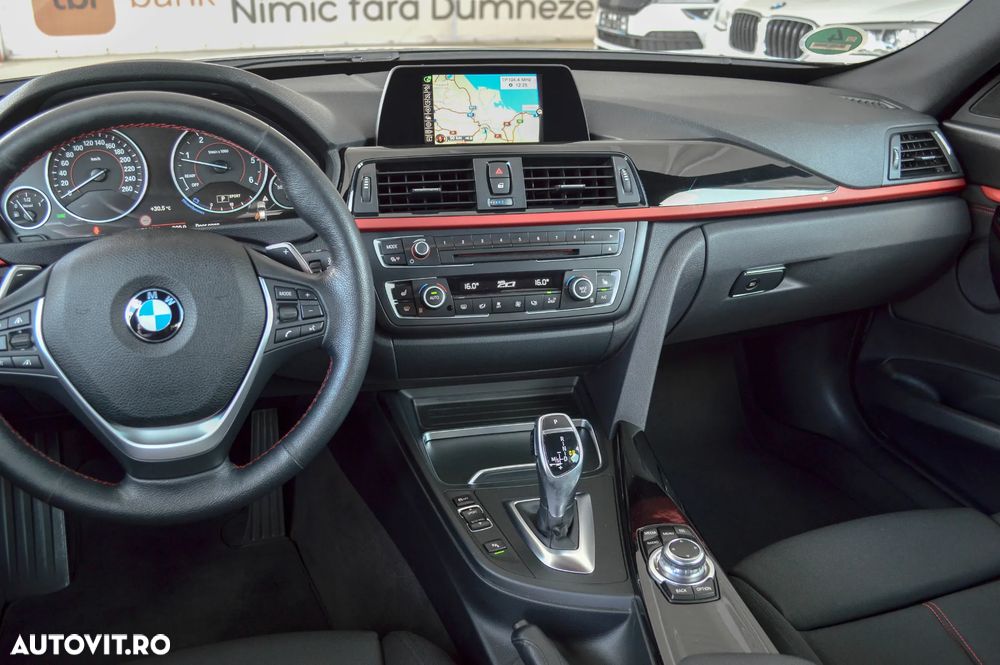 BMW Seria 3 320d Aut. Sport Line - 40