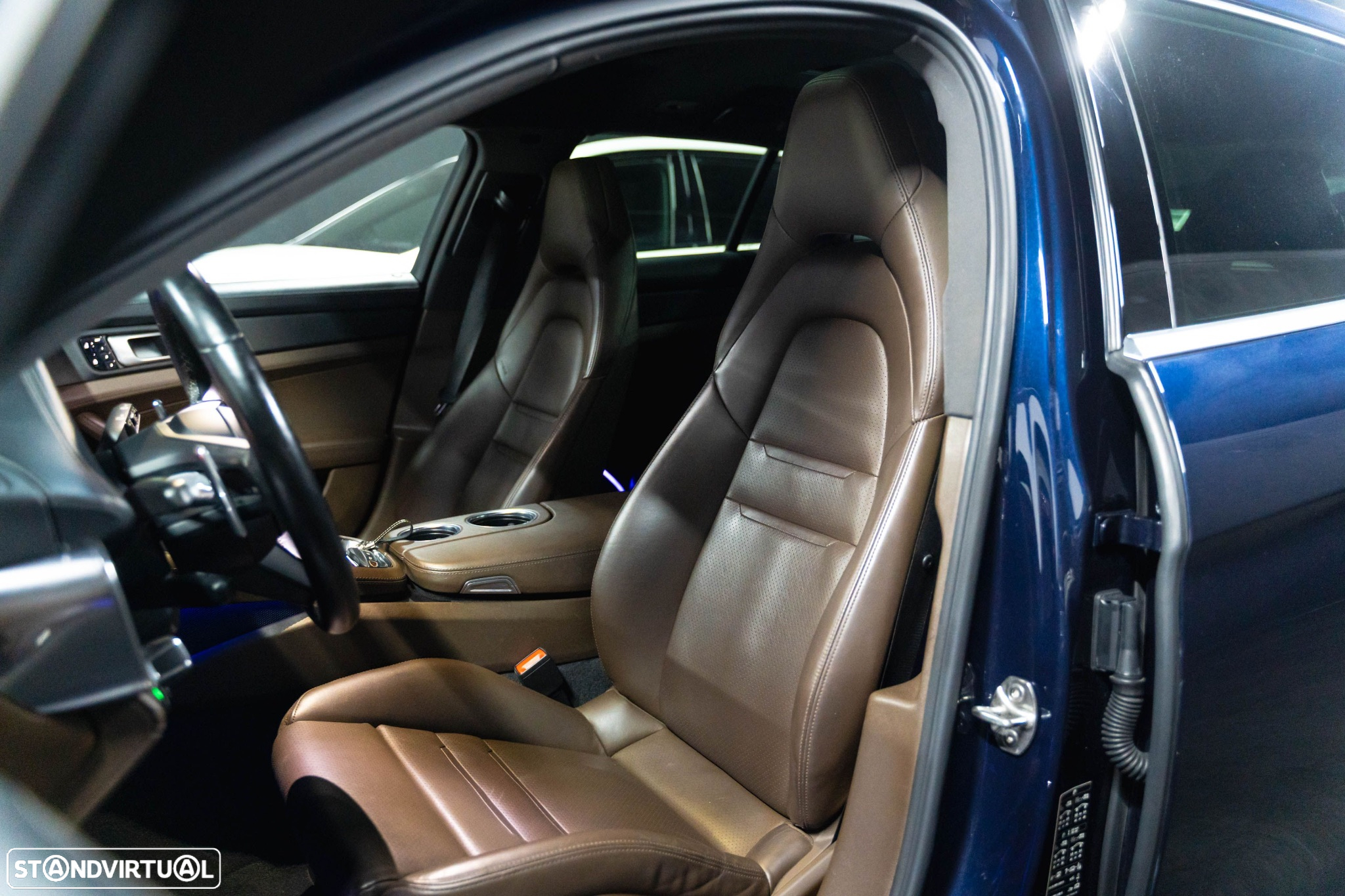 Porsche Panamera Sport Turismo 4S E-Hybrid - 8