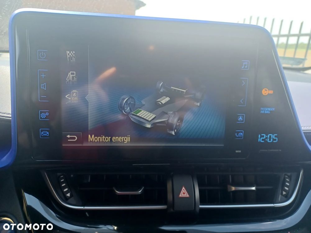 Toyota C-HR - 12