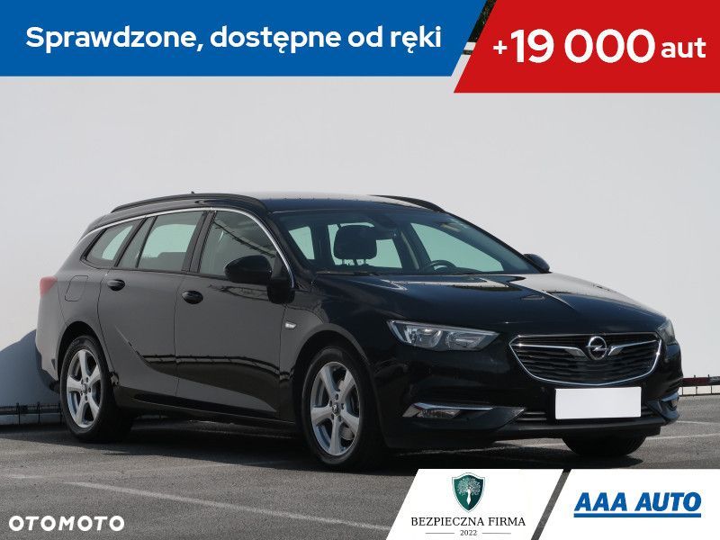 Opel Insignia - 1