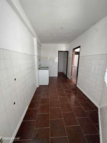Moradia Bi-Familiar T2 Bairro de Almeirim - Grande imagem: 4/12