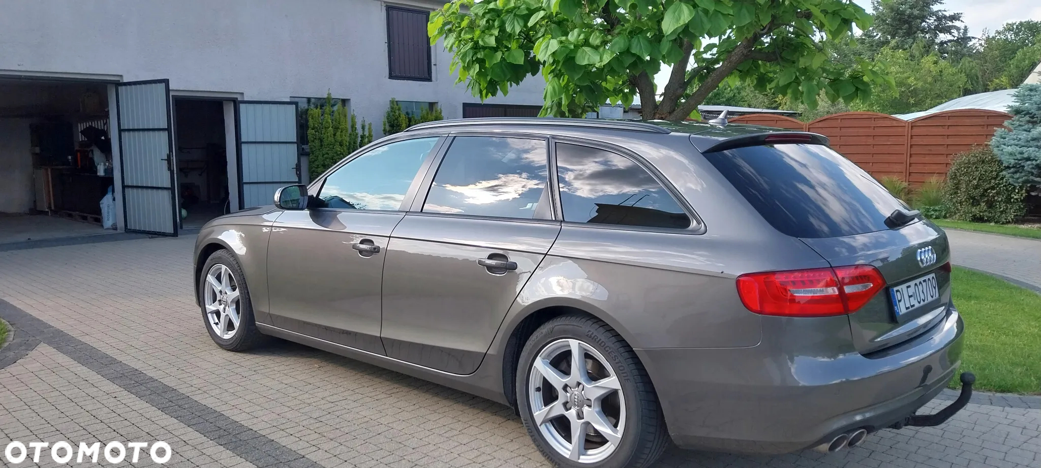 Audi A4 Avant 2.0 TDI DPF multitronic Ambiente - 2