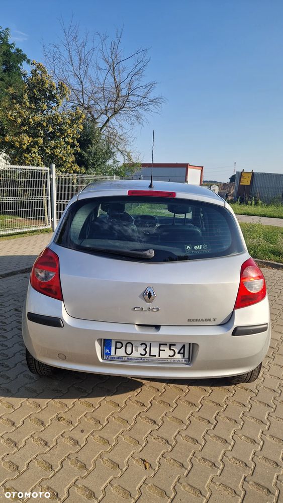 Renault Clio 1.5 dCi 85 FAP Dynamique - 5